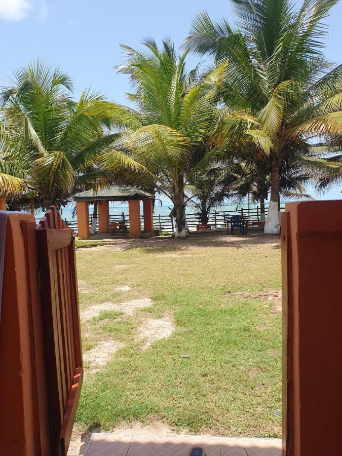 Comfort Beach Resort Biriwa Екстериор снимка